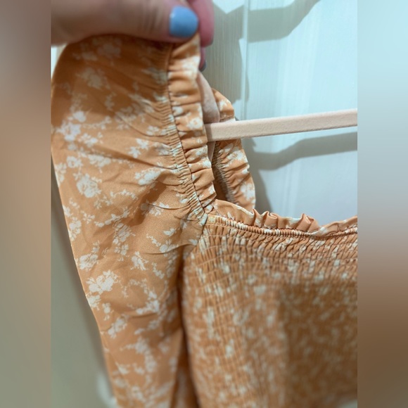 LuLu’s Dreamiest Love Orange Floral Print Long Sleeve Crop Top - Picture 4 of 10